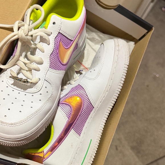 Nike Kids White Sneakers with Iridescent Pink Swoosh and Neon Lime Lining - Picture 4 of 5